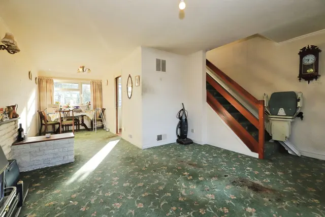 Wardlow Close, Goldthorn Hill, WV4, photo 3
