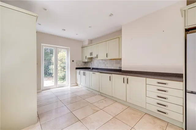 St. Albans Avenue, London, W4, photo 2