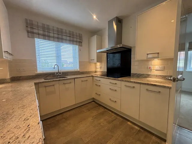 Morgans Road, Calne, SN11, photo 3