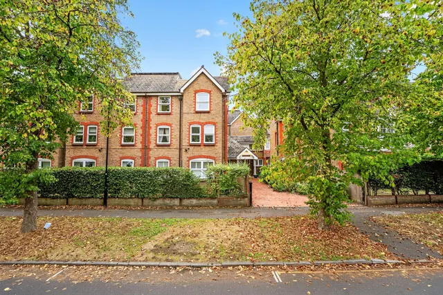 Church Lane, London, SW19, photo 2