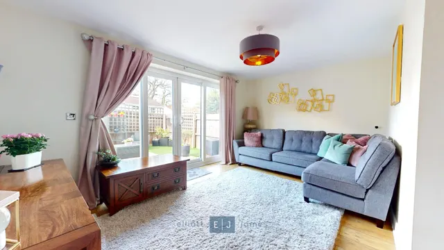Photo 3 — Abbess Terrace, Loughton