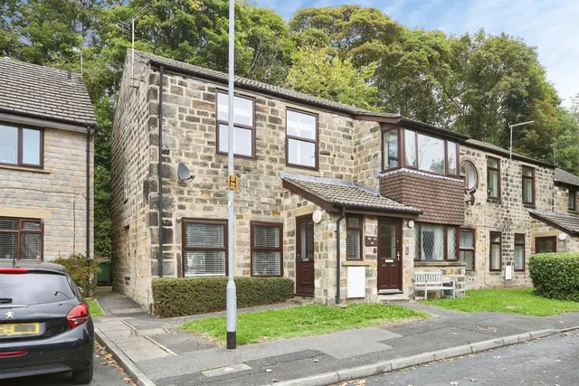 Bolton Grange, Yeadon, LS19, photo 1