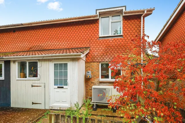 Hoopers Close, Lewes, BN7, photo 1