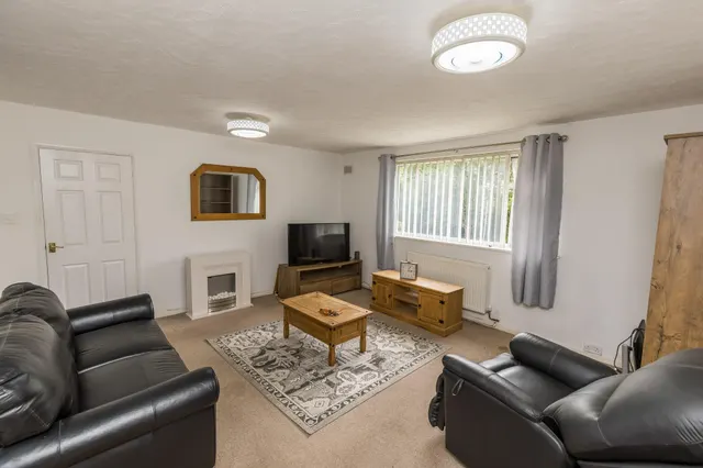 Woolton Court, Ellesmere Port, CH66, photo 2