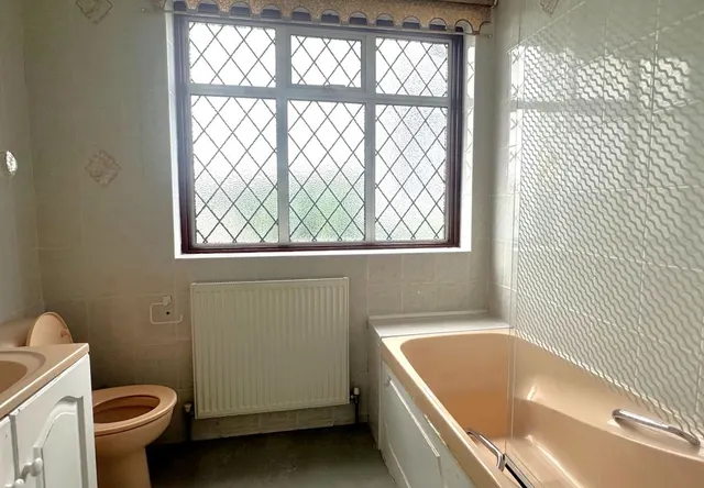 Photo 3 — Riddlesdown Avenue, Purley CR8 1JJ