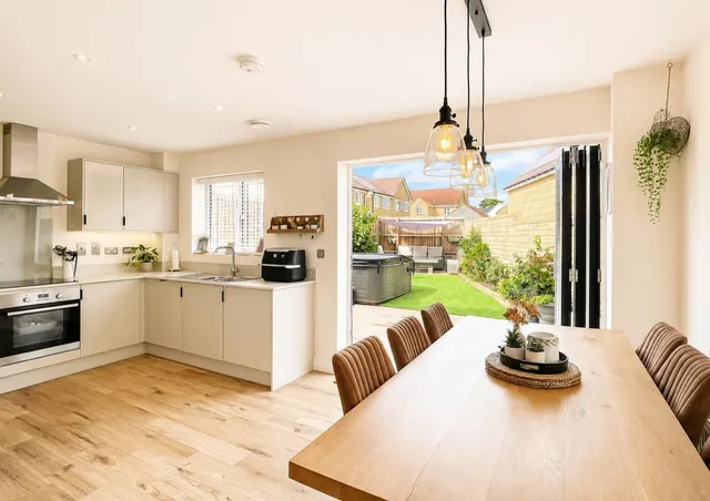 Photo 2 — Brimstone Road, Frome BA11 5GA
