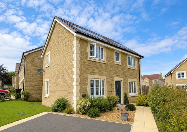 Brimstone Road, Frome BA11 5GA, photo 1
