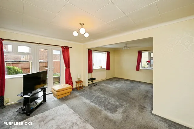 Garden Lane, Sutton-In-Ashfield, NG17, photo 3