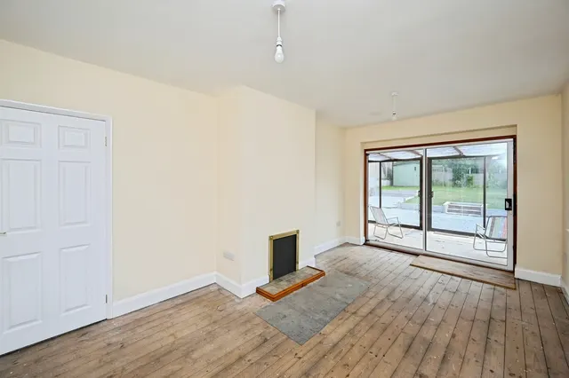 Photo 3 — Southwell Road West, Mansfield, Nottinghamshire, NG18