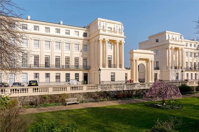 Cumberland Terrace, Regent's Park, London, NW1 4HP, photo 1