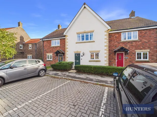 Sunrise Drive, Filey, YO14, photo 1