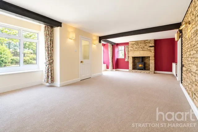 Silver Street, Malmesbury, SN16, photo 3