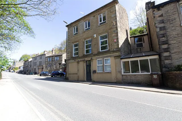 Station Road, Holmfirth, HD9, photo 1