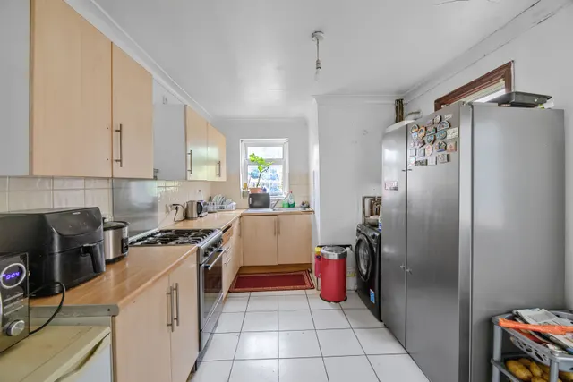 Mortlake Road, Ilford, IG1, photo 3