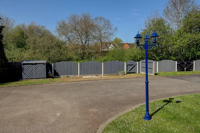 Clovelly Way, Nuneaton, CV11, photo 2