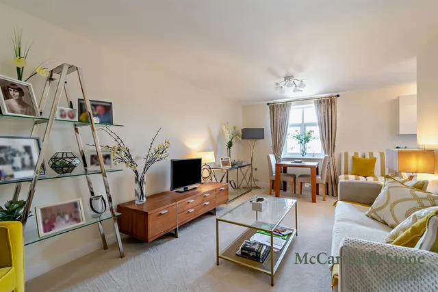 Pinewood Gardens, Tunbridge Wells, TN4, photo 1