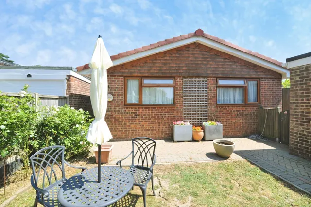 Silverhill Avenue, St. Leonards-on-sea, TN37, photo 2