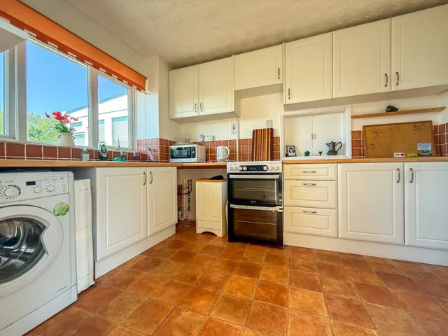 Causeway View, Nailsea, BS48, photo 2