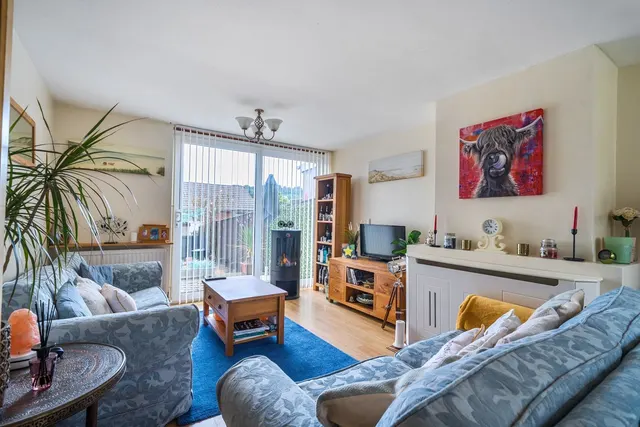 Churchill Close, Barnstaple, EX32, photo 2