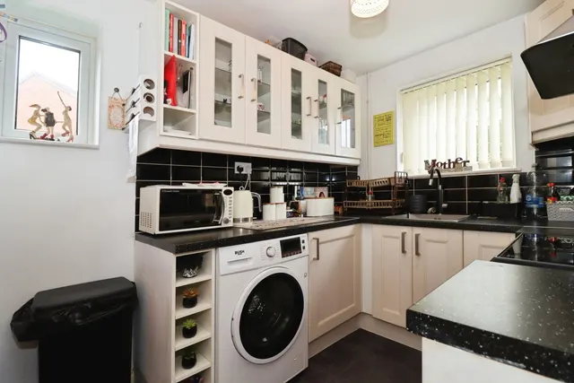 Photo 2 — Home Orchard, Yate, Bristol, Gloucestershire, BS37