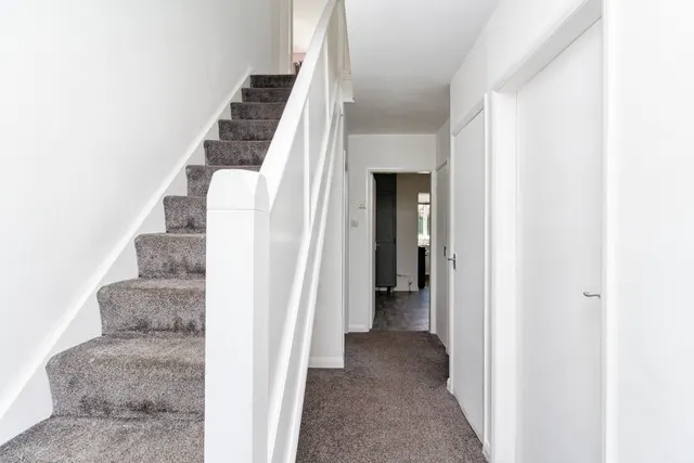 Barlstone Avenue, Stoke-On-Trent, ST11, photo 2