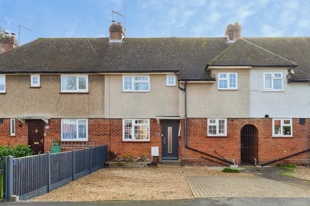 Broomfield Road, Welwyn, photo 1