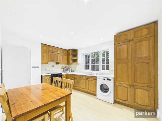 Heath Road, Reading, RG6, photo 2