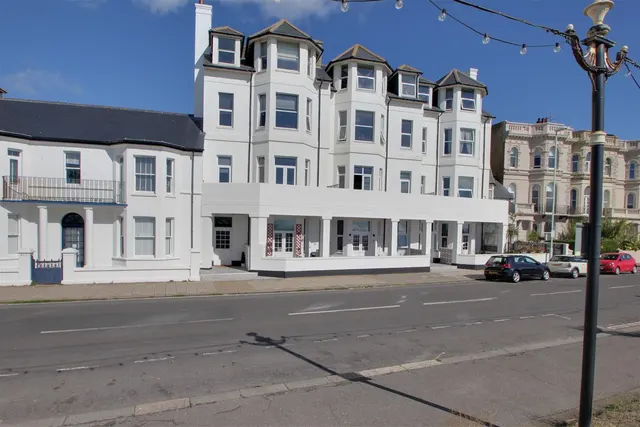 Marine Parade, Worthing, photo 1