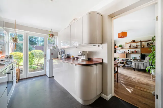 College Hill, Godalming, GU7, photo 2