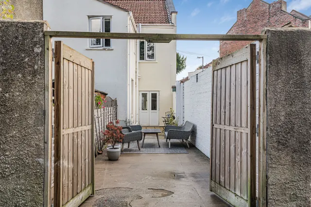 Repton Road, Brislington, BS4, photo 2