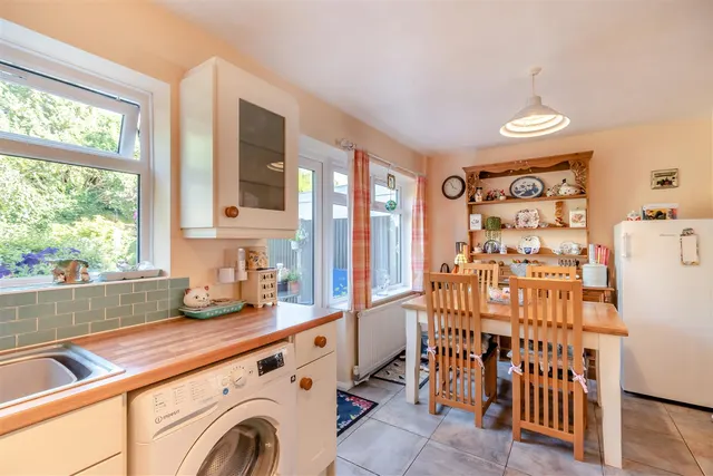 Pembroke Road, Coxheath, photo 3