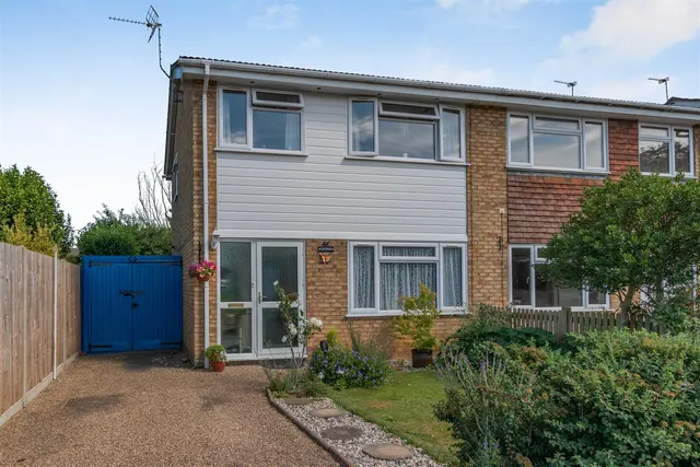 Pembroke Road, Coxheath, photo 1