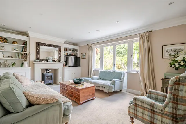 Martingale Road, Burbage, SN8, photo 2