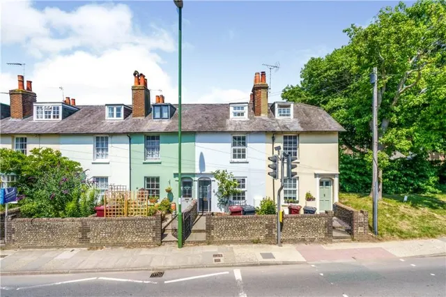 Orchard Street, Chichester, PO19, photo 1