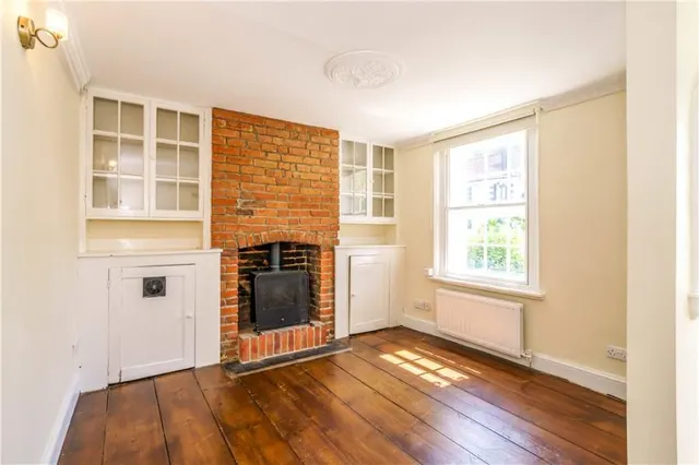 Orchard Street, Chichester, PO19, photo 2