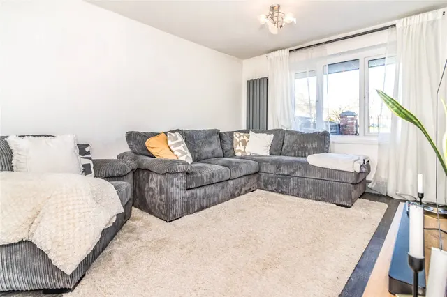 Photo 2 — Goodwood Drive, Pendlebury, Swinton, Manchester, M27