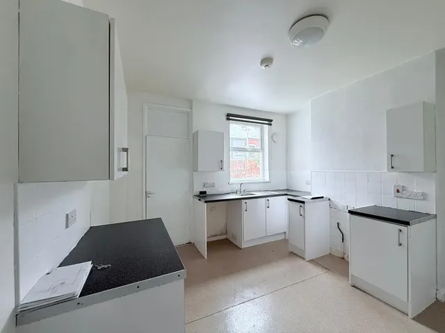 Birkin Avenue, Nottingham, NG7, photo 3