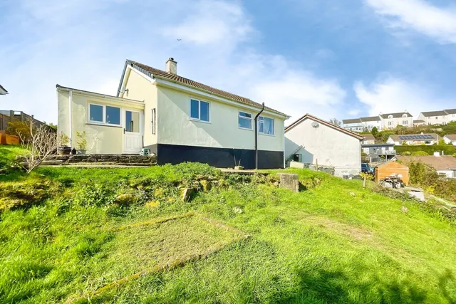 Woodland Avenue, Penryn, TR10, photo 3