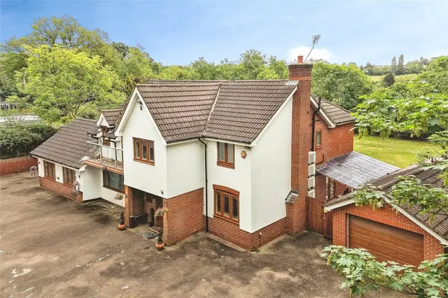 Broxhill Road, Havering-Atte-Bower, Romford, RM4, photo 1