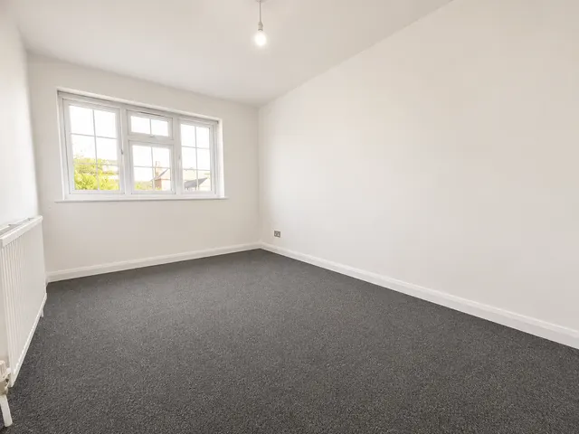Photo 3 — Cherrydeal Court, Leytonstone, E11