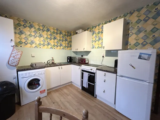 Watson Street, M27, photo 1