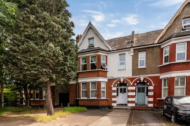 London, SE6, photo 1