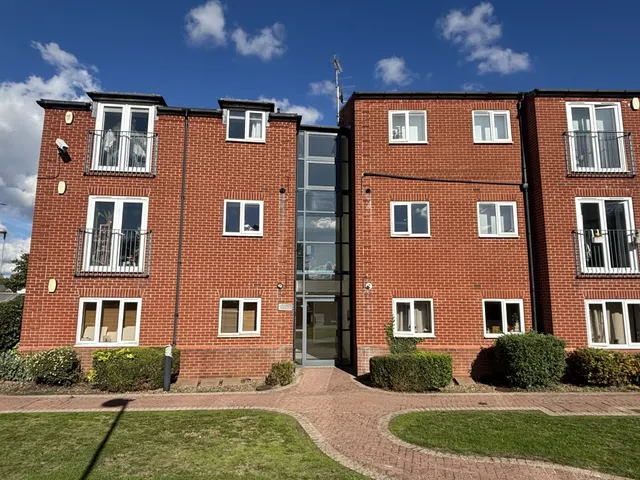 Chaucer Street, NG18, photo 1