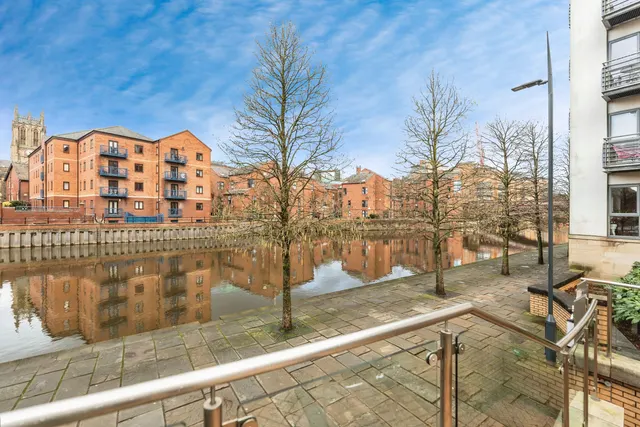 Bowman Lane, Leeds, LS10, photo 1