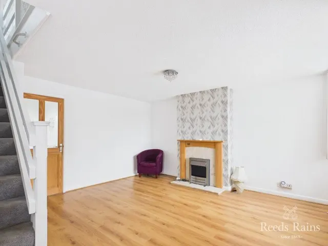 Photo 2 — Trimdon Avenue, North Yorkshire, TS5