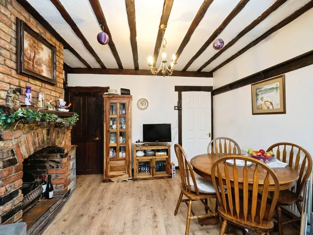 Douglas Road, Hornchurch, RM11, photo 3