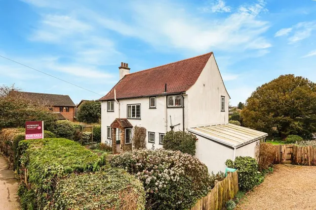 Farleigh Road, Warlingham, photo 1