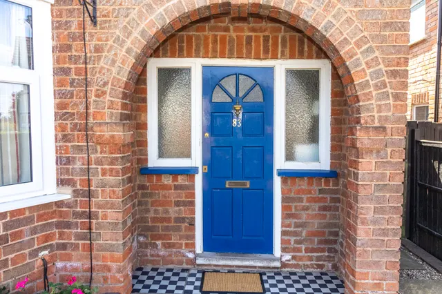 Photo 2 — Belvoir Drive, Leicester, Leicester, LE2 8PB