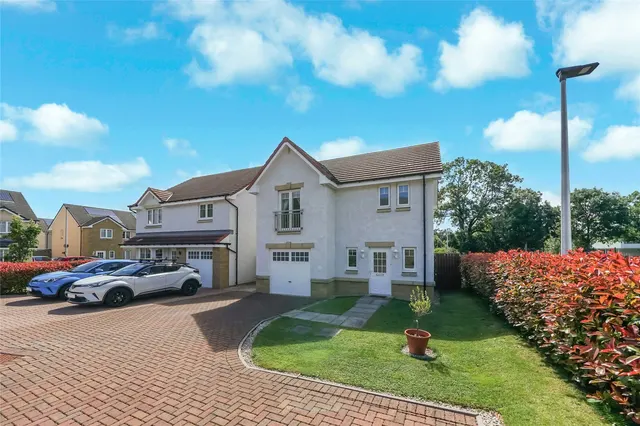 Berryfield Crescent, Alva, Clackmannanshire, FK12, photo 1