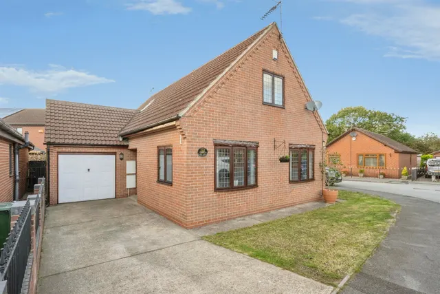 The Croft, Thorne, DN8, photo 1